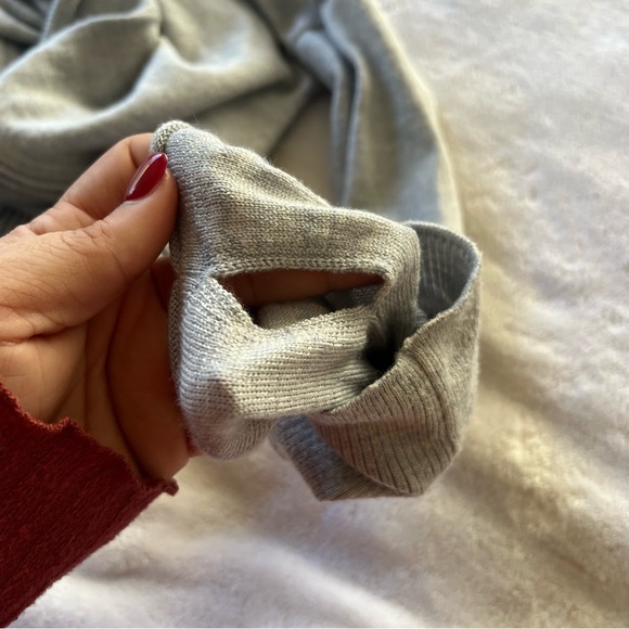 Lululemon Sit In Lotus Wrap II Cardigan in Heathered Medium Grey Size 6 - Picture 4 of 6